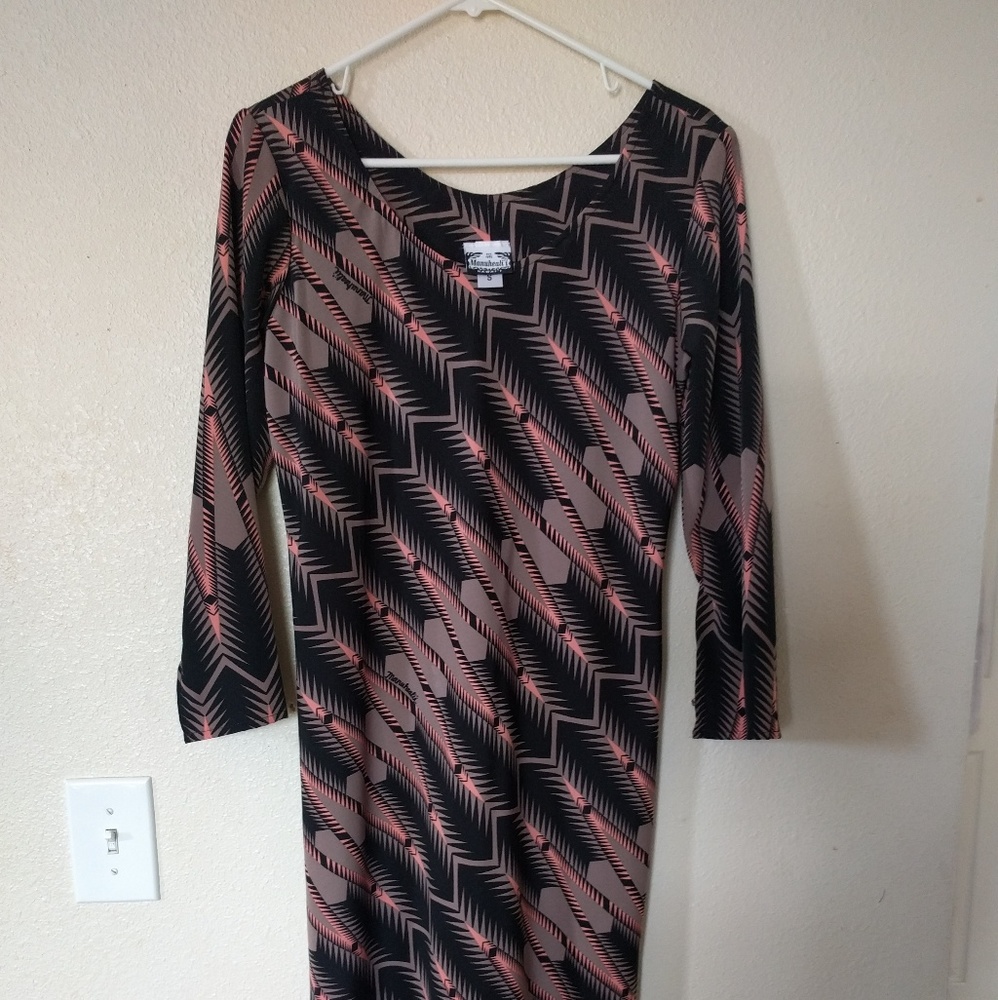 Manuhealii dress